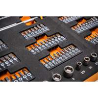 Jeu d'outils &agrave; t&ecirc;te &eacute;troite pour m&eacute;canicien dans un plateau de rangement en mousse Equipment World