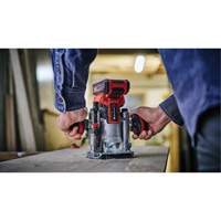 Toupie compacte avec base fixe et plongeante professionnelle sans fil (outil seulement) Equipment World