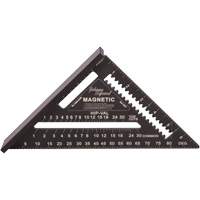 &eacute;querre de charpentier magn&eacute;tique grav&eacute;e au laser Johnny Square&reg; de 7 po Equipment World