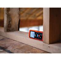 T&eacute;l&eacute;m&egrave;tre laser avec capteur d'angle et Bluetooth&reg;, 2" - 330' (5.08 cm - 100.58 m) Gamme de mesure, Num&eacute;rique (&eacute;lectronique) Equipment World