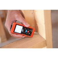 T&eacute;l&eacute;m&egrave;tre laser avec capteur d'angle et Bluetooth&reg;, 2" - 330' (5.08 cm - 100.58 m) Gamme de mesure, Num&eacute;rique (&eacute;lectronique) Equipment World