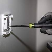 Tourne-&eacute;crou/tournevis de pr&eacute;cision 14-en-1 avec embouts TORX inviolables, 7" lo, Prise Coussin&eacute;e Equipment World