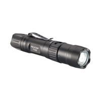 Lampe de poche tactique 7100, DEL, 695 lumens, Piles AA Equipment World