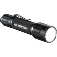 Lampe de poche tactique de s&eacute;rie 7000, DEL, 774 lumens, Piles CR123 Equipment World